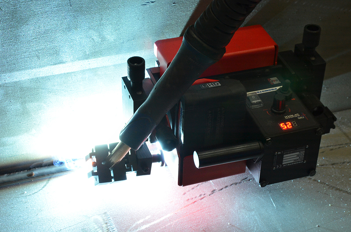 Mini Spider Battery Compact Fillet Welding Tractor 1